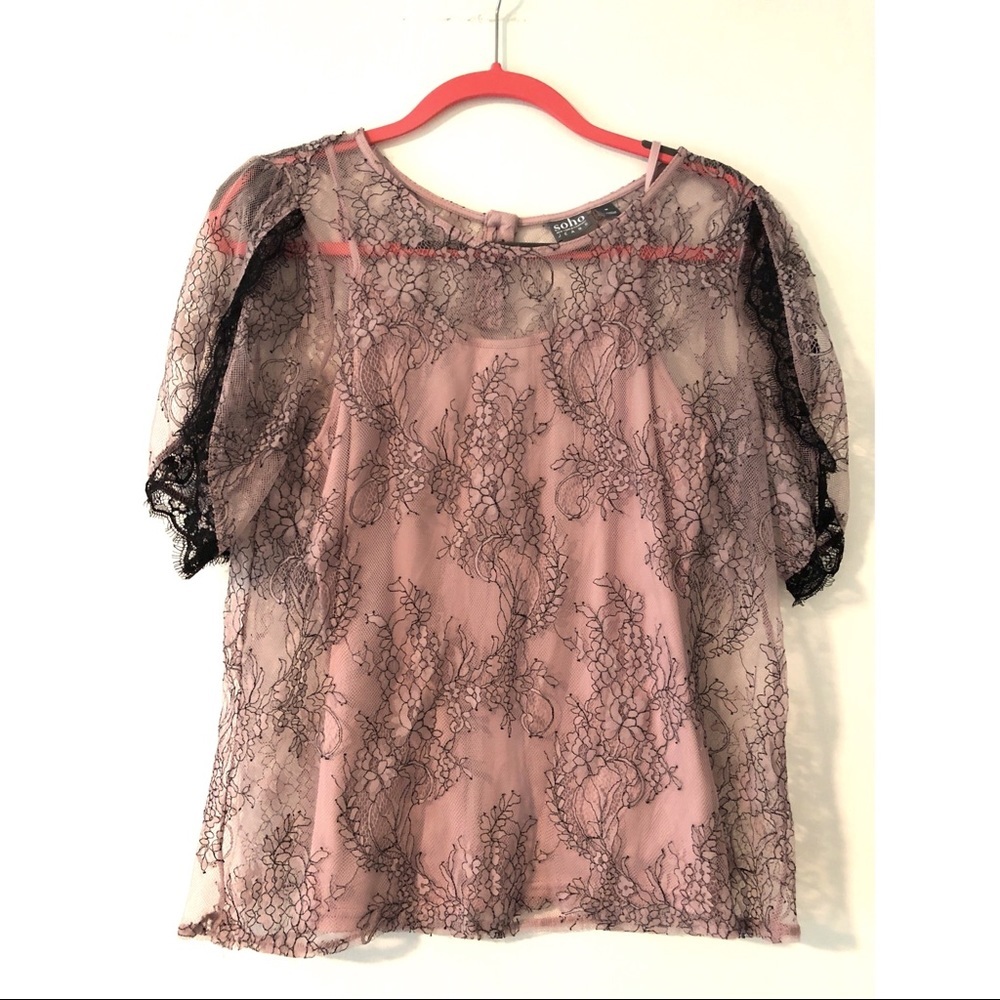 BLUSH TOP